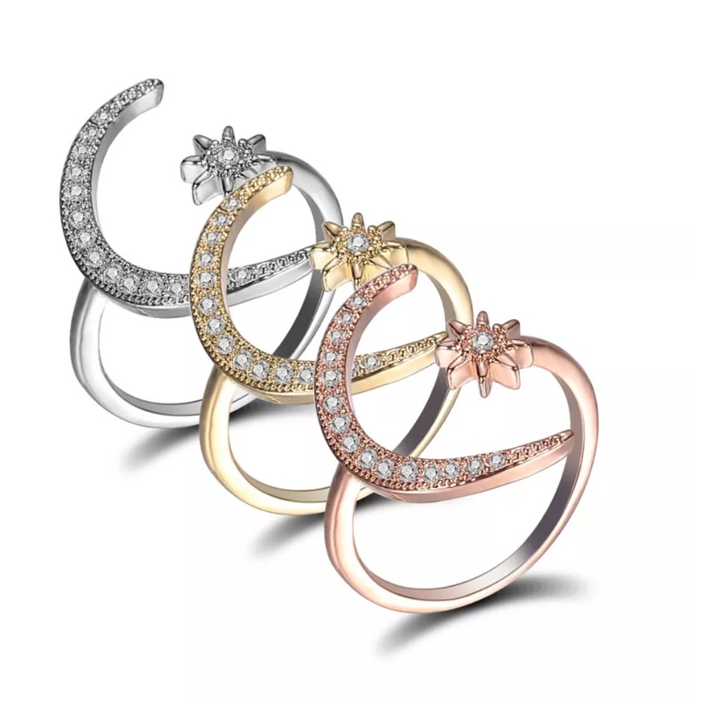 Moon Star Topaz Ring - Picture 1 of 7